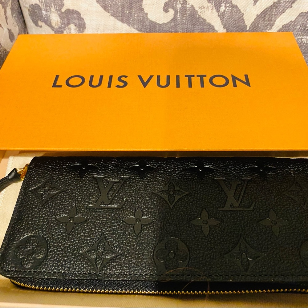 LV Clemence zip around wallet